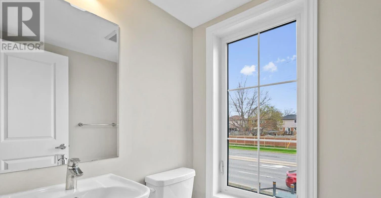 24 Amulet Way, Whitby, ON, L1R 0R5 - 6