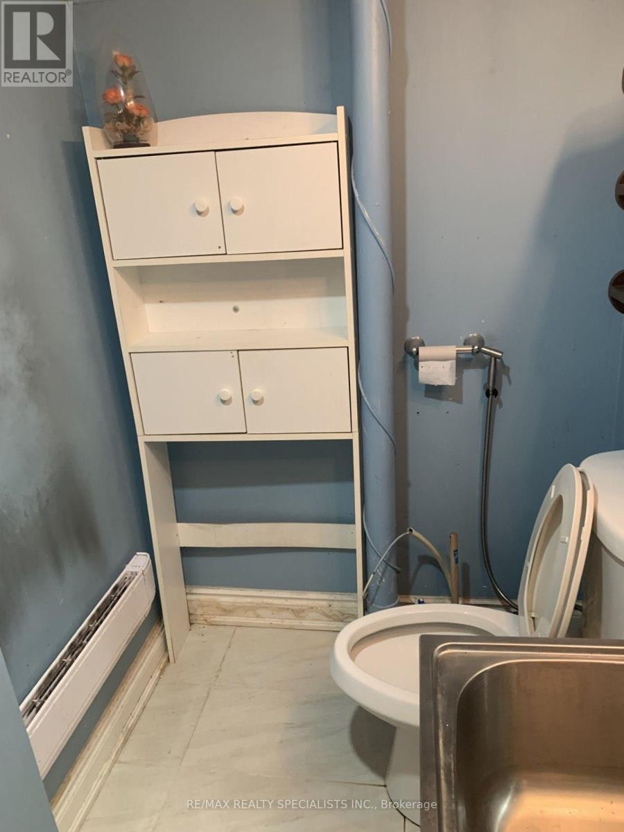 LOWER-141 Yorkland Road, Richmond Hill, ON, L4S 1C5 - 12