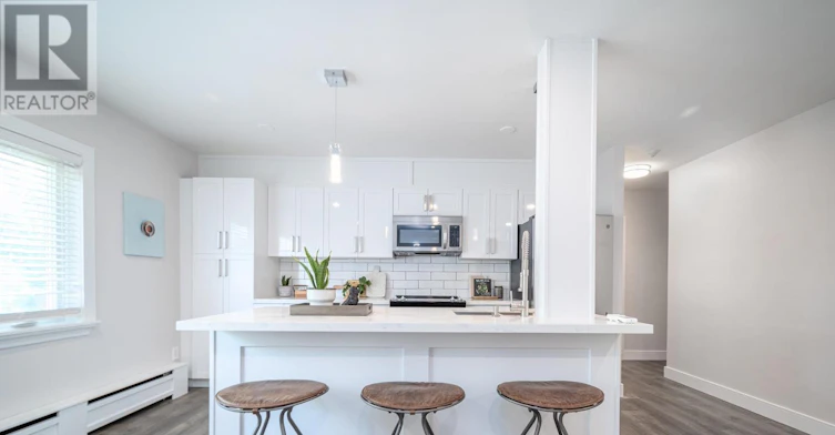 42 Cavell Avenue, Toronto, ON, M8V 1P2 - 12