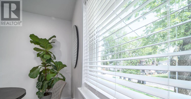 42 Cavell Avenue, Toronto, ON, M8V 1P2 - 14