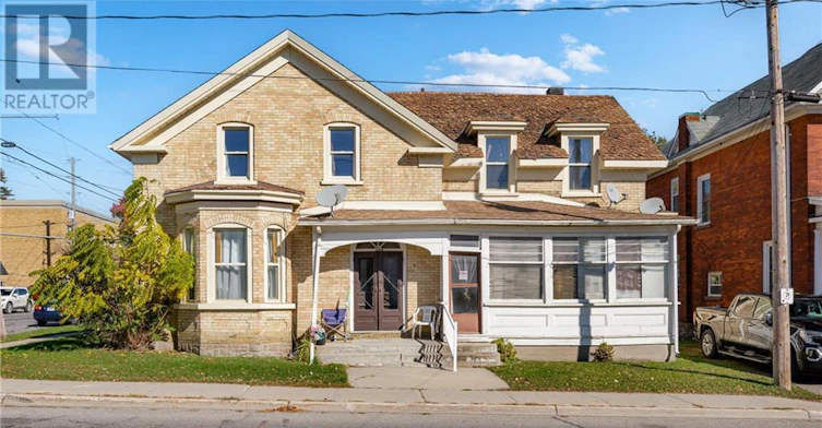 15 Elmsley N St Street, Smiths Falls, ON, K7A 2G4 - 2