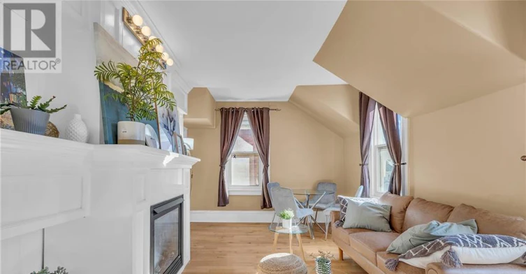 15 Elmsley N St Street, Smiths Falls, ON, K7A 2G4 - 11