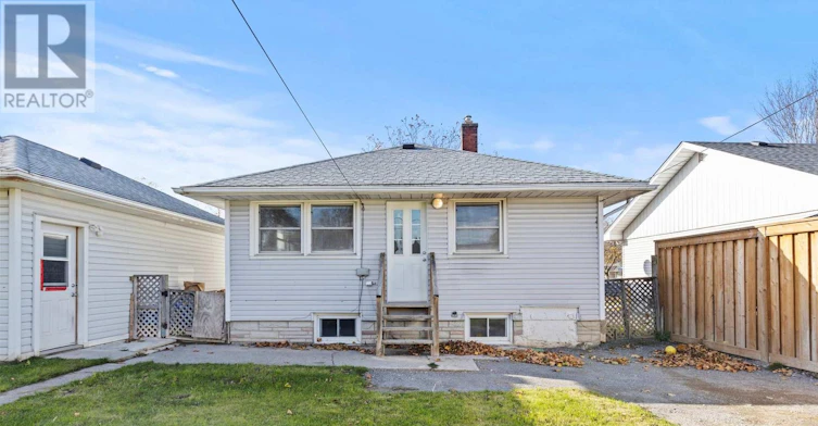LOWER-14 Westmount Avenue, Thorold, ON, L2V 2W1 - 20