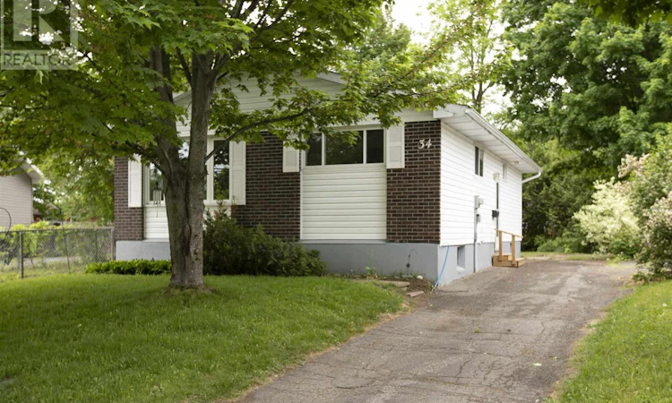34 Dauphin Drive