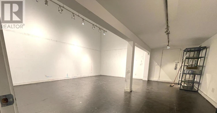 COACH-27 Lewis Street, Toronto, ON, M4M 2H2 - 20