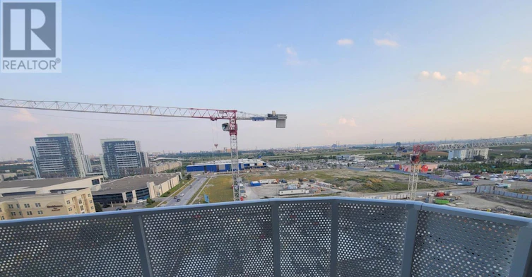 1212-28 Interchange Way, Vaughan, ON, L4K 0P8 - 9