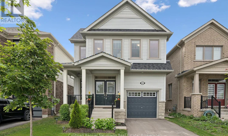43 Harpin Way W