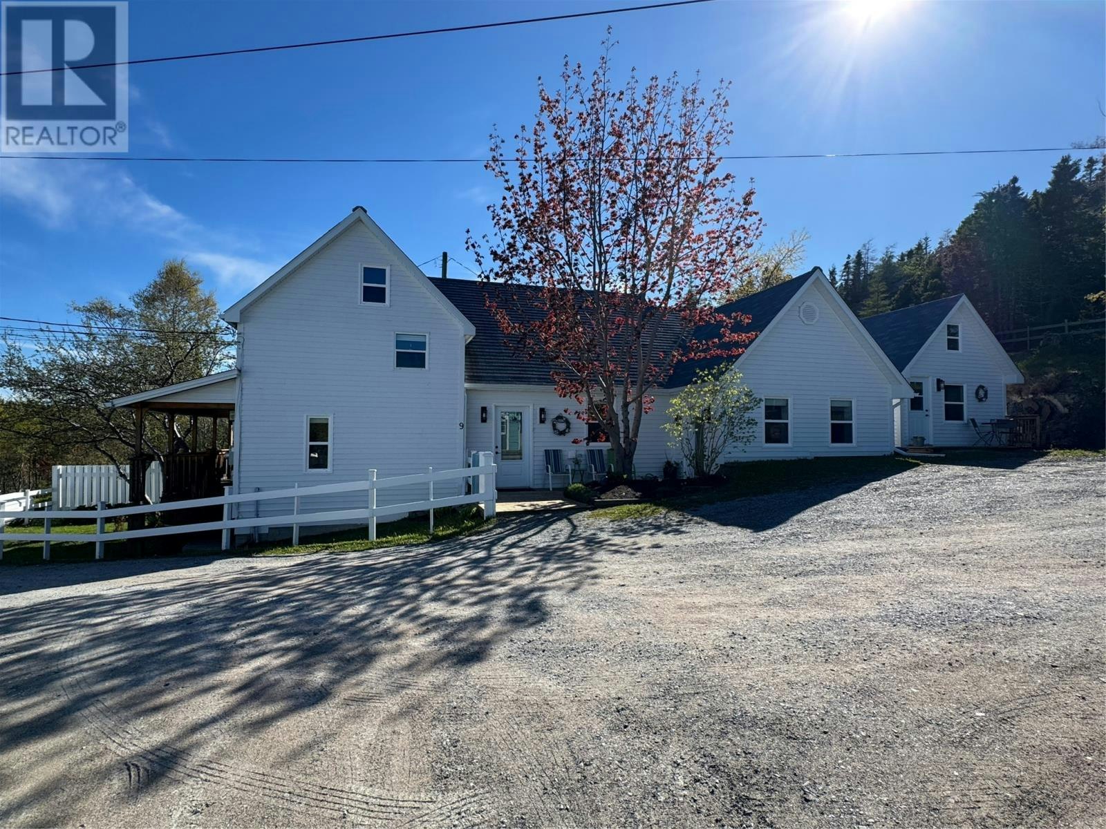 9 Loop Road, Happy Adventure, NL, A0G 1Z0
