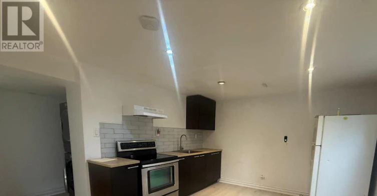 688 Tennyson Avenue, Oshawa, ON, L1H 3K4 - 6