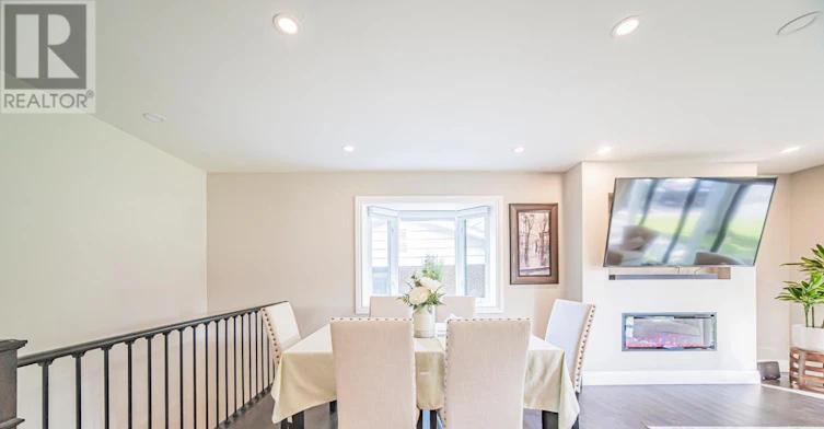 1277 Gainsborough Drive, Oakville, ON, L6H 2H5 - 11