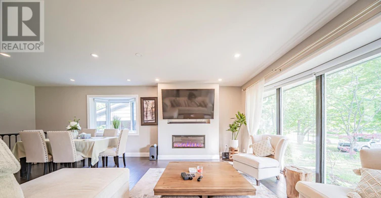 1277 Gainsborough Drive, Oakville, ON, L6H 2H5 - 7