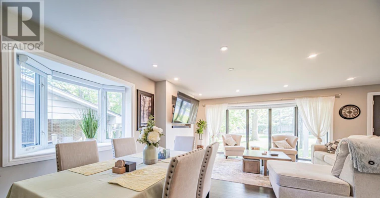 1277 Gainsborough Drive, Oakville, ON, L6H 2H5 - 12