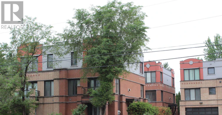 3358 Carling Avenue, Ottawa, ON, K2H 0A7