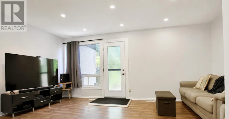 100-19 Mcclintock Way, Ottawa, ON, K2L 2A3 - 5