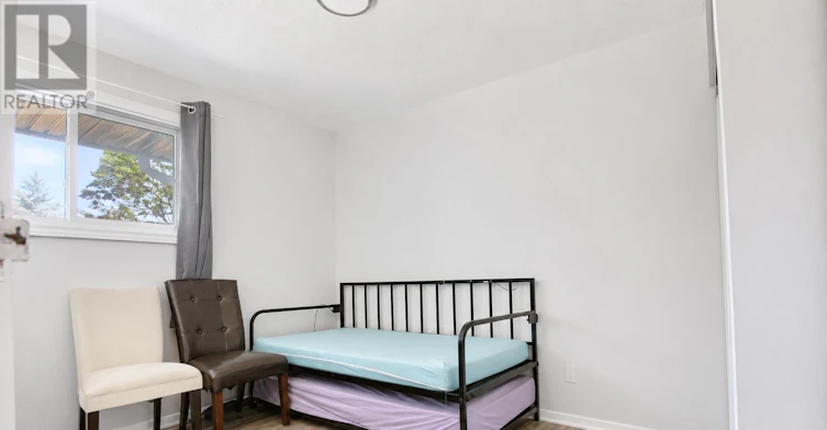 100-19 Mcclintock Way, Ottawa, ON, K2L 2A3 - 9