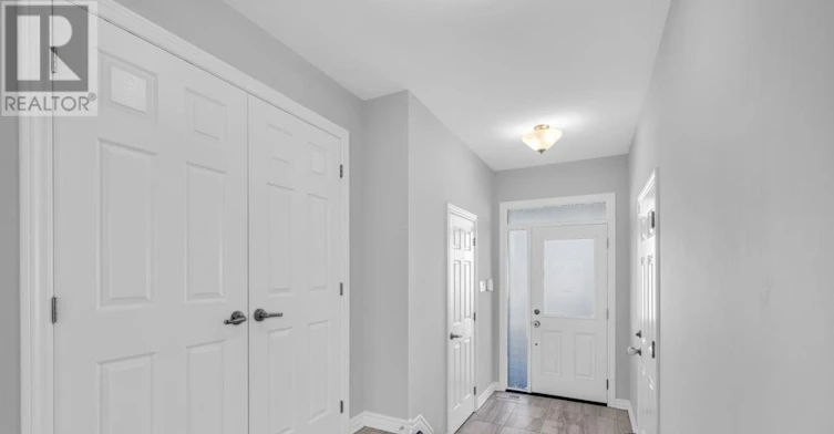 600 Parade Drive, Ottawa, ON, K2S 0Y5 - 2