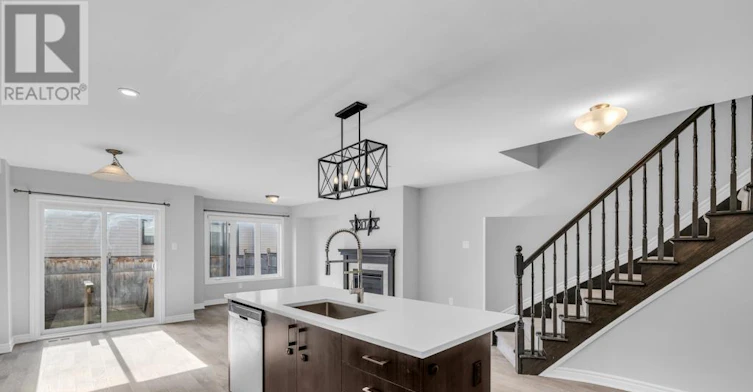 600 Parade Drive, Ottawa, ON, K2S 0Y5 - 9