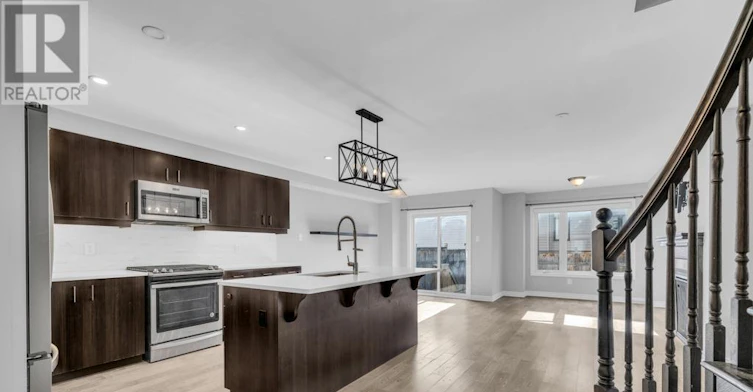 600 Parade Drive, Ottawa, ON, K2S 0Y5 - 3