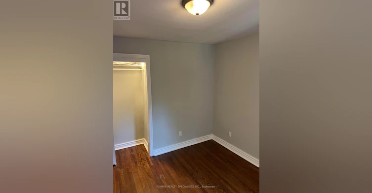 121 Maplewood Avenue, Toronto, ON, M6C 1J7 - 7