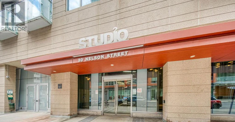 323-30 Nelson Street, Toronto, ON, M5V 0H5 - 3