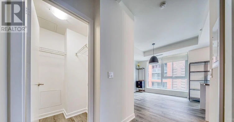 323-30 Nelson Street, Toronto, ON, M5V 0H5 - 31