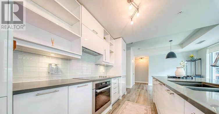 323-30 Nelson Street, Toronto, ON, M5V 0H5 - 12