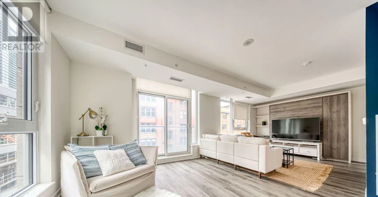 323-30 Nelson Street, Toronto, ON, M5V 0H5 - 17