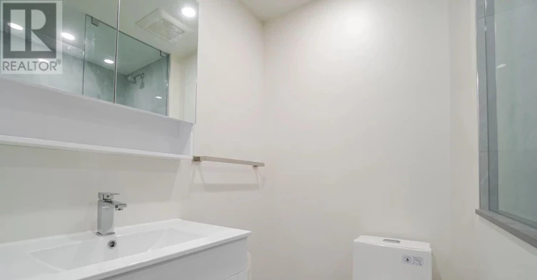129 Milton Street, Toronto, ON, M8Y 2Y4 - 16