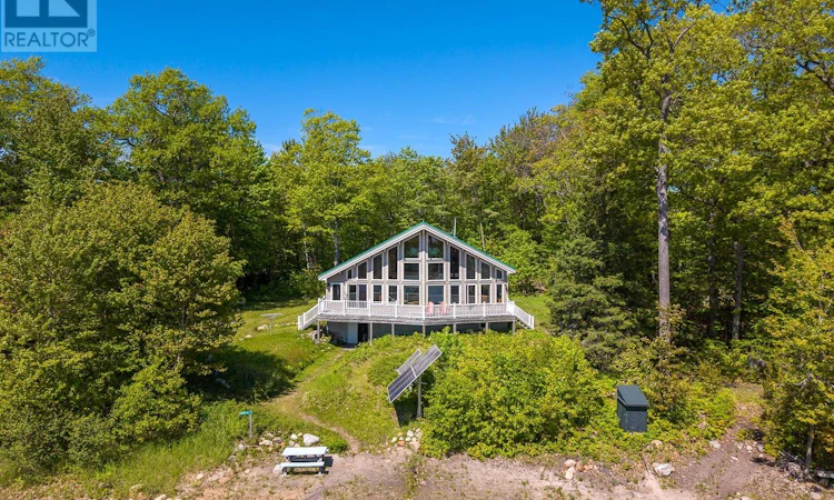53 Sandy Island