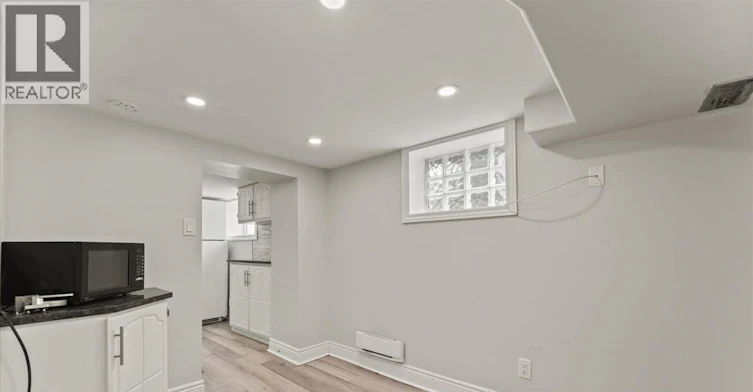 LOWER-972 Wellington Avenue, Windsor, ON, N9A 5J8 - 7