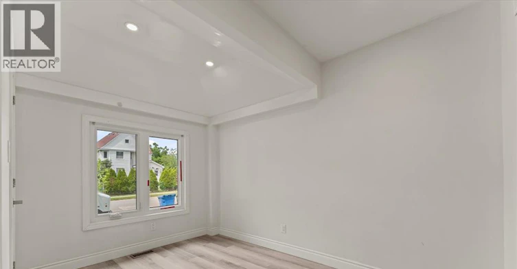 MAIN-972 Wellington Avenue, Windsor, ON, N9A 5J8 - 7