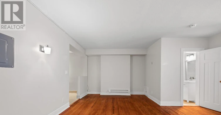 45-8 St Thomas Street, Toronto, ON, M5S 2B8 - 4