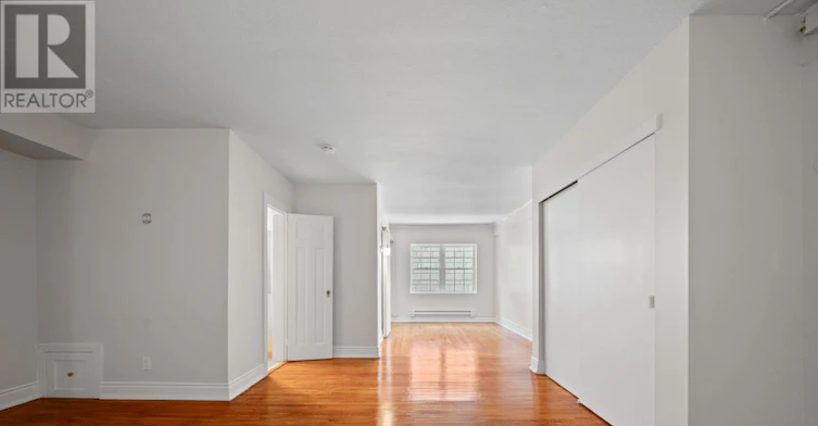 45-8 St Thomas Street, Toronto, ON, M5S 2B8 - 3