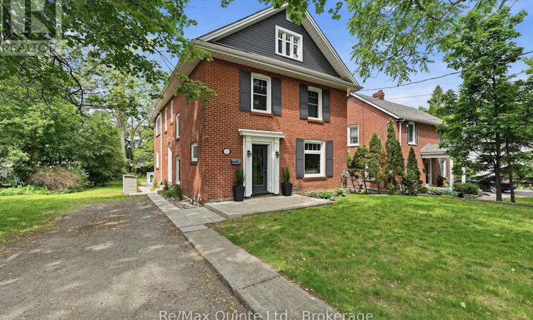 126 Dufferin Avenue