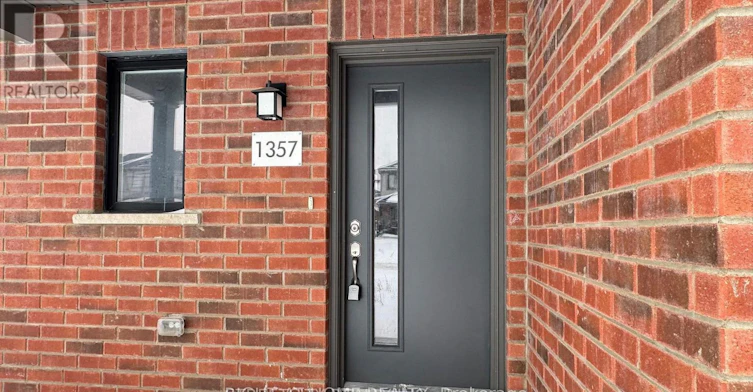 1357 Michael Circle, London, ON, N5V 0B8 - 2