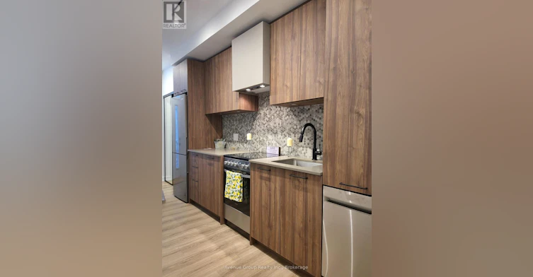 B005-20 Lagerfeld Drive, Brampton, ON, L7A 5L4 - 2