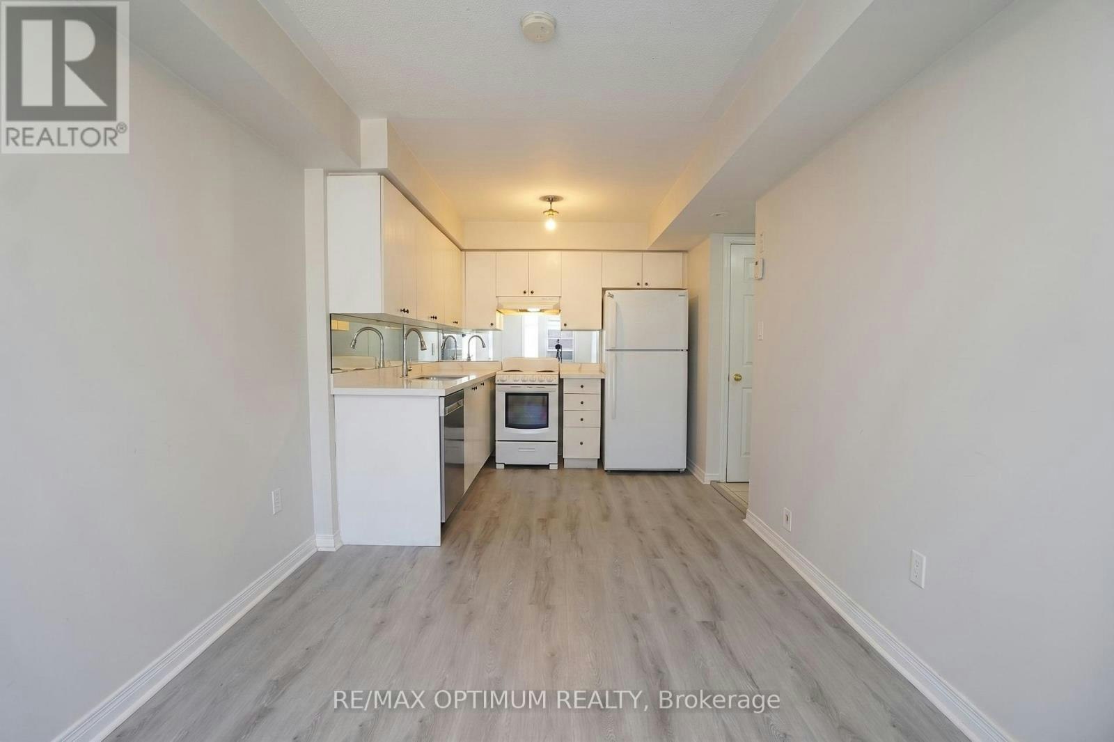 29-4620 Guildwood Way, Mississauga, ON, L5R 4H4 - 3