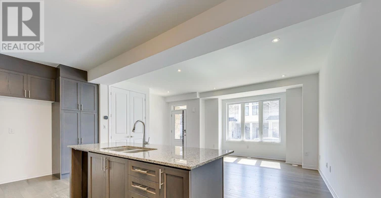 3259 Crystal Drive, Oakville, ON, L6M 5S9 - 10