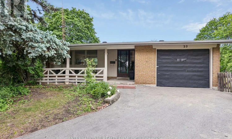 33 Kendleton Drive