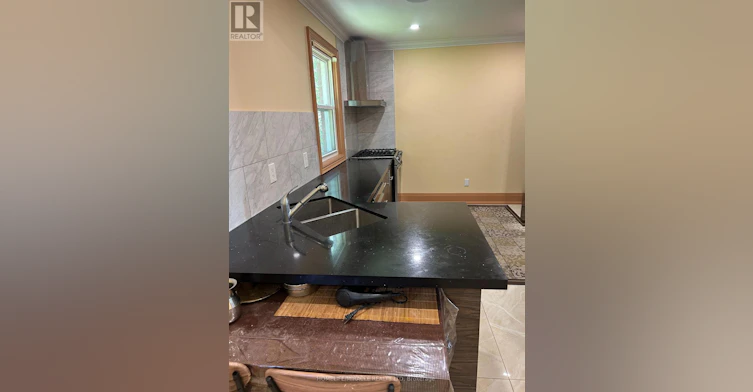 31 Bowman Street, Hamilton, ON, L8S 2T4 - 5