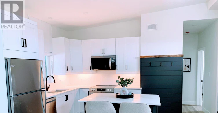 B-77 Park Crescent NORTH, Woodstock, ON, N4S 7M1 - 9