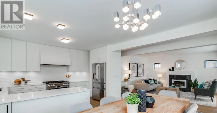 126 Hudson Drive, Toronto, ON, M4T 2K5 - 4