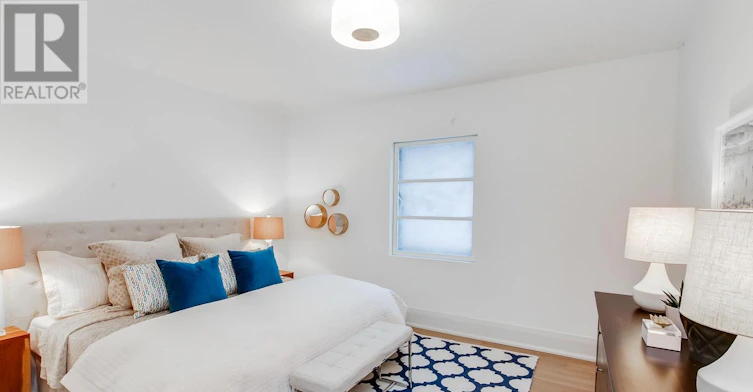 126 Hudson Drive, Toronto, ON, M4T 2K5 - 8