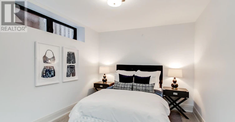 126 Hudson Drive, Toronto, ON, M4T 2K5 - 14