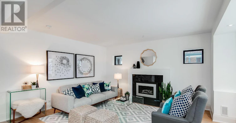 126 Hudson Drive, Toronto, ON, M4T 2K5 - 3