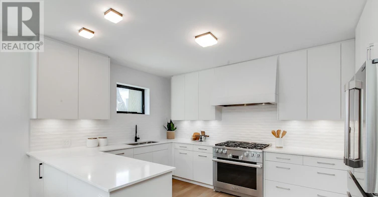 126 Hudson Drive, Toronto, ON, M4T 2K5 - 6