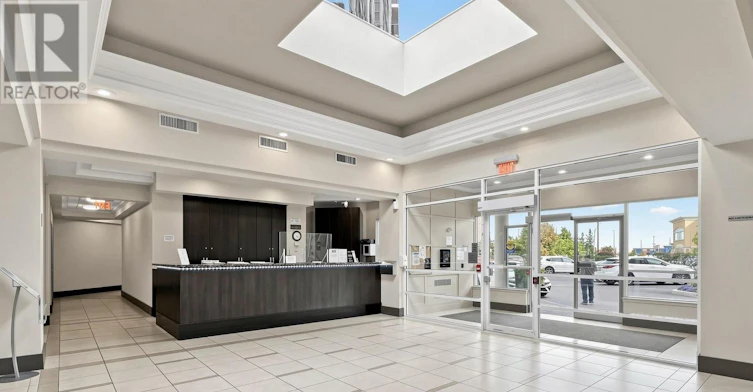 317-50 Disera Drive, Vaughan, ON, L4J 9E9 - 3