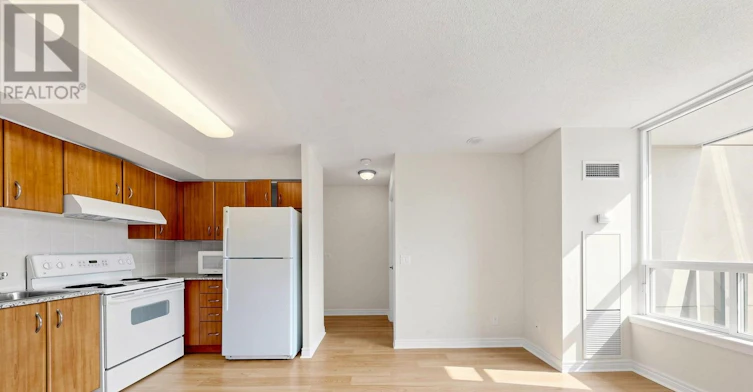 317-50 Disera Drive, Vaughan, ON, L4J 9E9 - 12