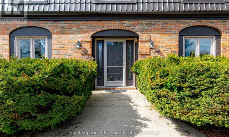 9 Woodcock Drive