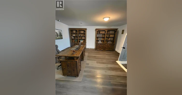 148 Bishop Street S, Cambridge, ON, N3H 2L1 - 8